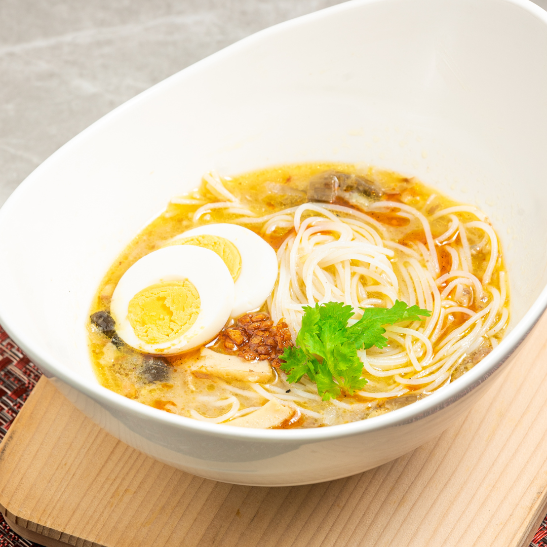 Myanmar Mohinga with Upcycled Banana Stem